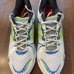 New Balance 1080 running sneakers size 10 D